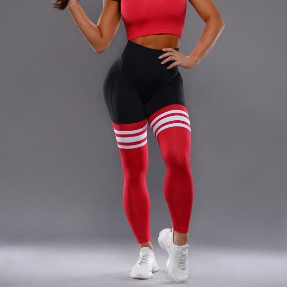 Bombshell Sportswear M - Picture 1 of 2